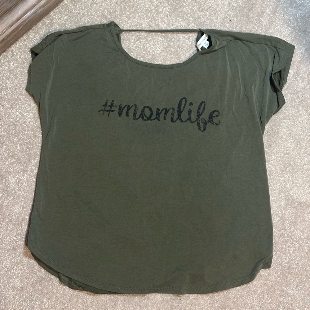 Francesca’s Mom Life #momlife Olive Green Slouchy Flowy Top size XS